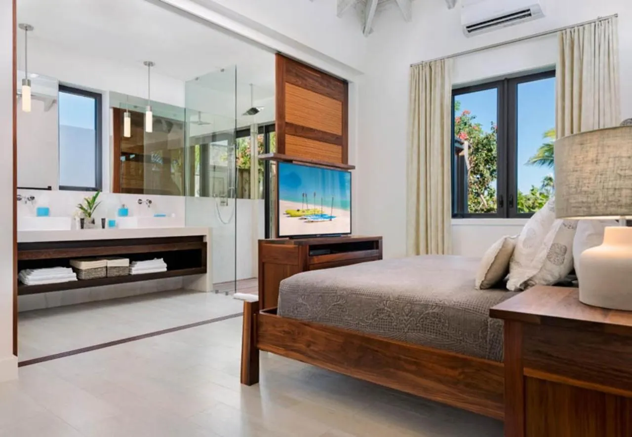Brise De Mer 4 Bedroom Villa Long Bay